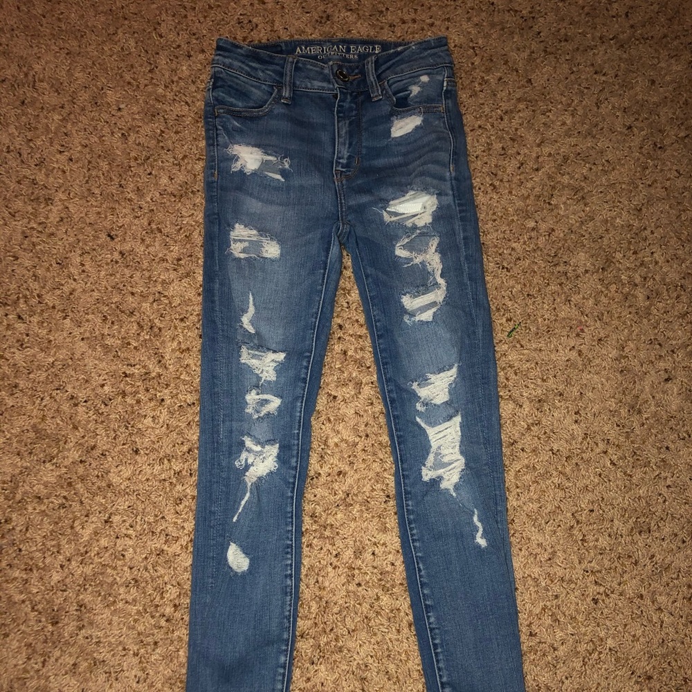 High Waisted Ripped Jeans - American Eagle
